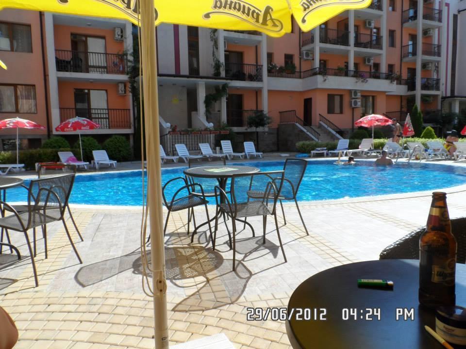 Gardenia Apartments Primorsko Buitenkant foto